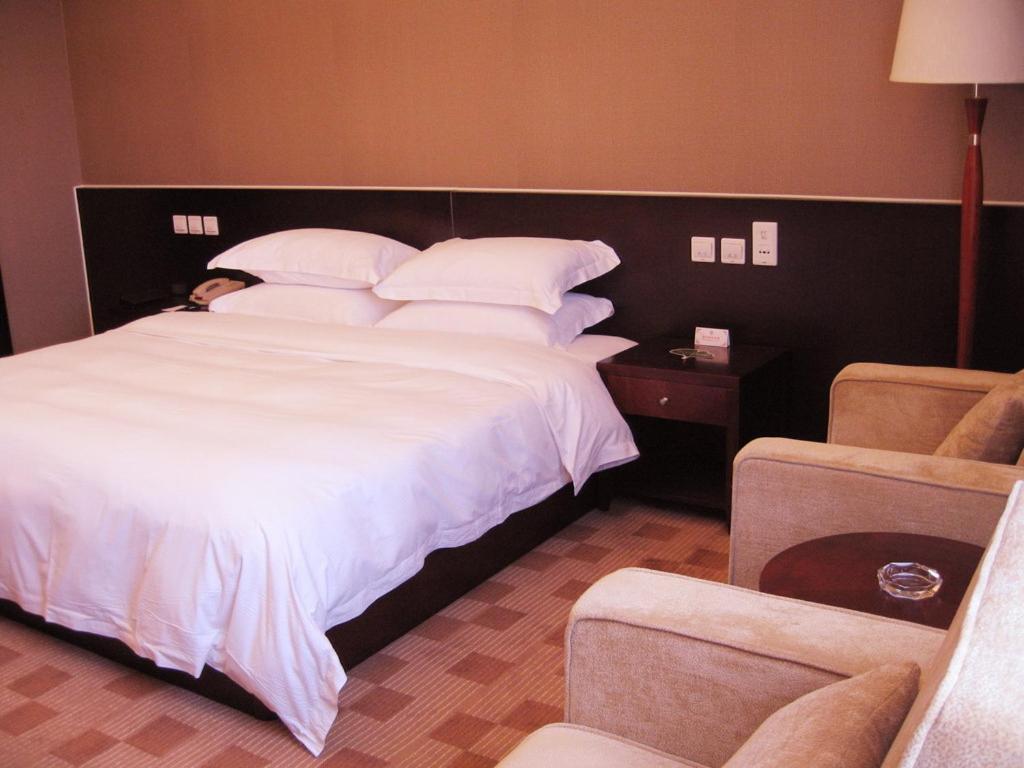 Royal King Residence Hotel Haidian Room photo